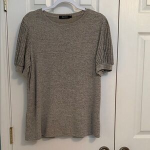 Automet Women's Crewneck Short-Sleeve Sweater in Taupe lightweight L